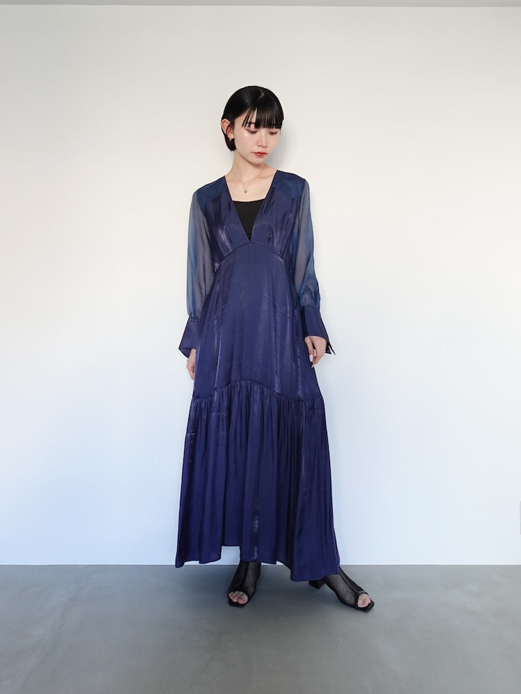 モデル身長：162cm / カラー：Navy