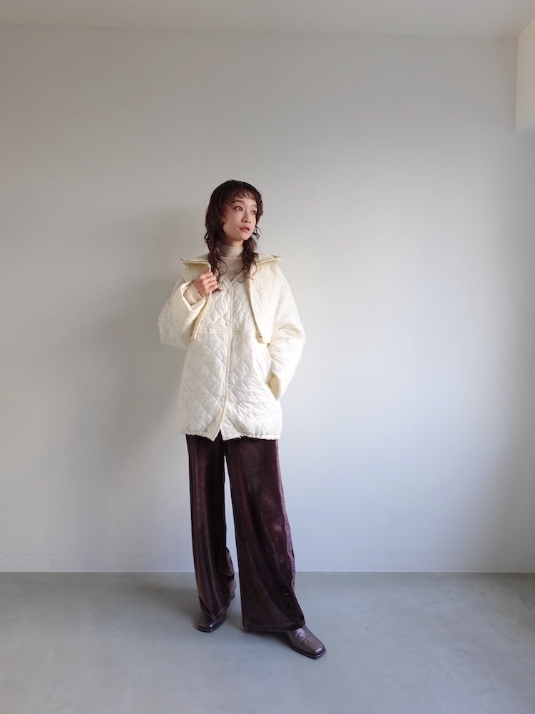 モデル身長：165cm / カラー：White