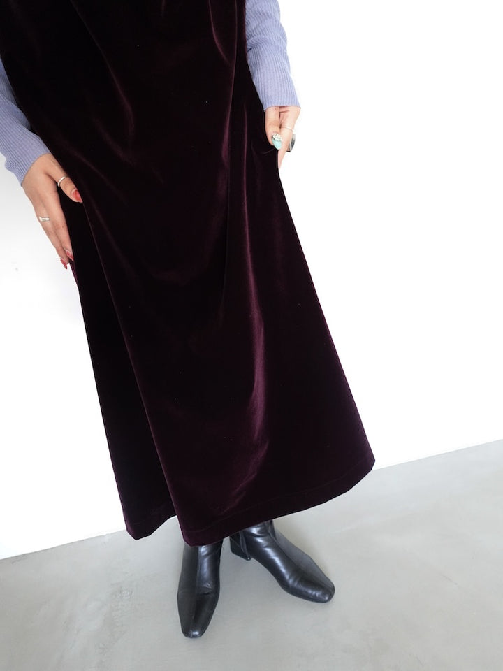 モデル身長：168cm / カラー：Bordeaux