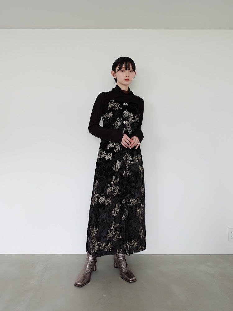 10月頃 お届け】Velour Embroidery Layered Dress – MARTE