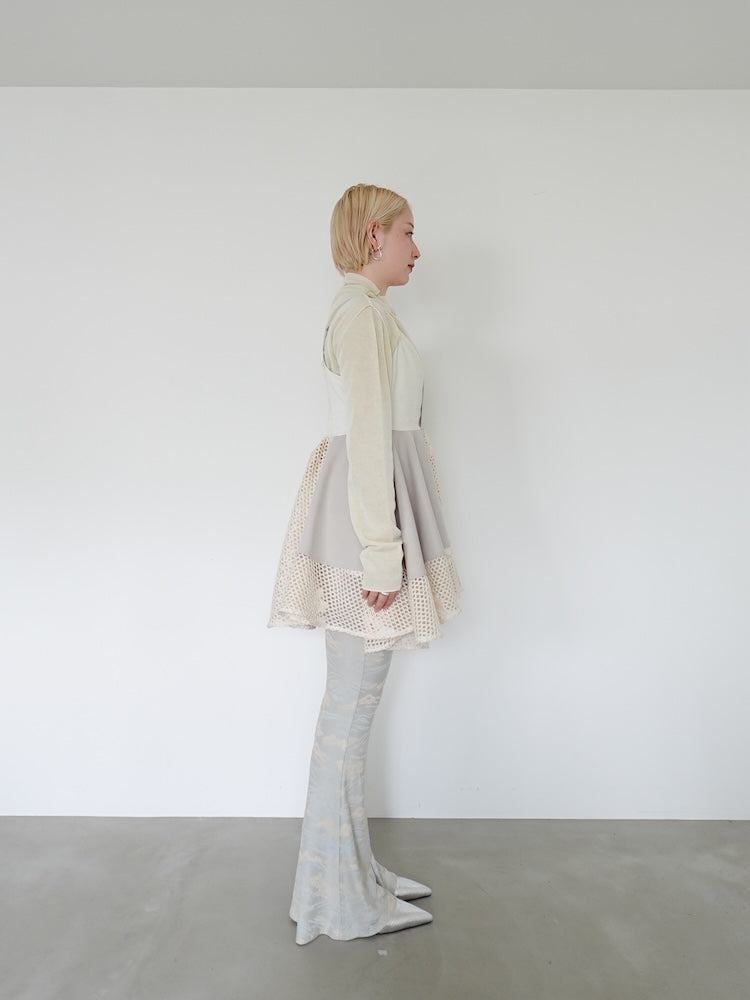 モデル身長：153cm / カラー：Ivory