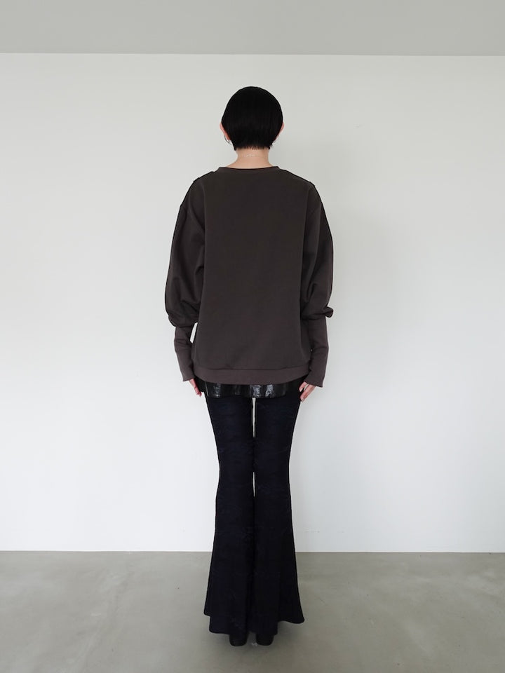 モデル身長：162cm / カラー：Charcoal