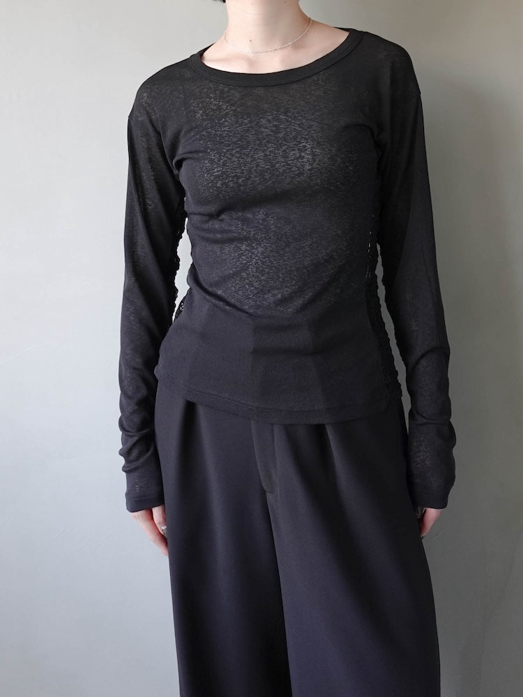 モデル身長：162cm / カラー：Black