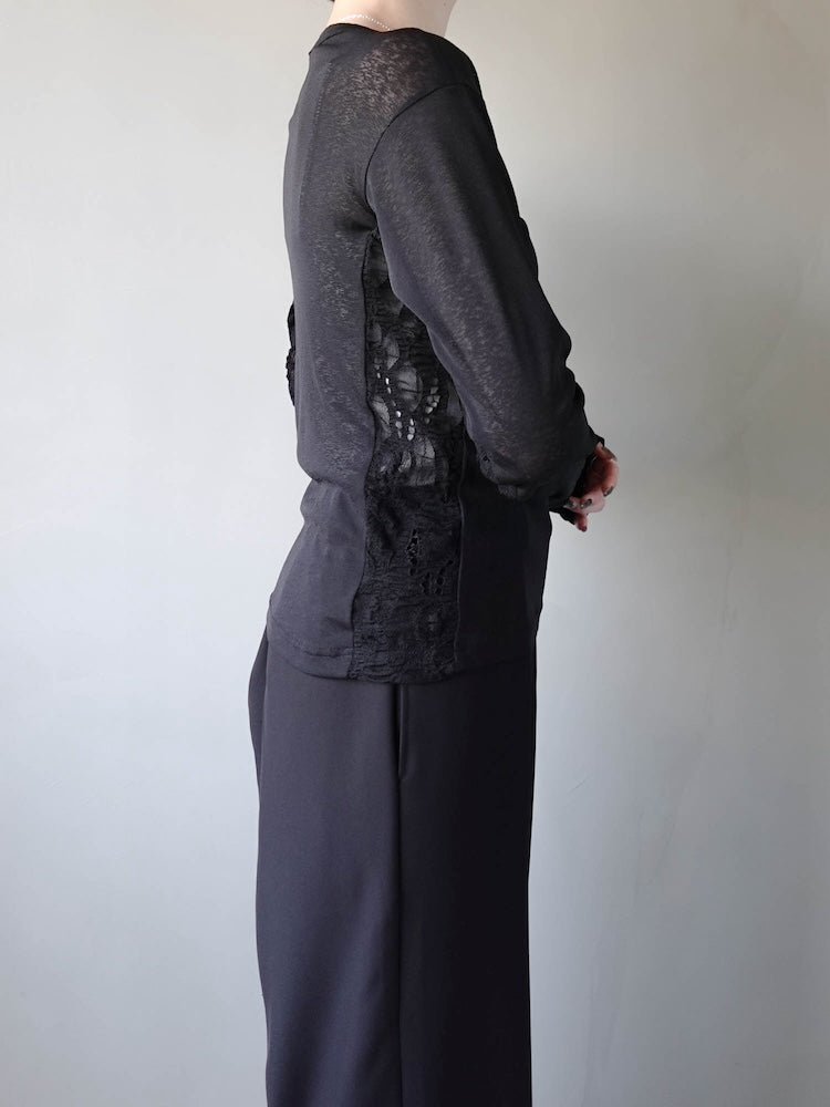 モデル身長：162cm / カラー：Black