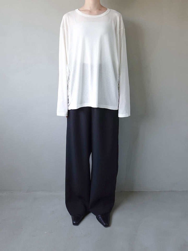 モデル身長：162cm / カラー：Ivory