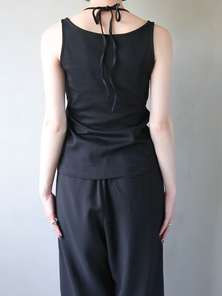 モデル身長：162cm / カラー：Black