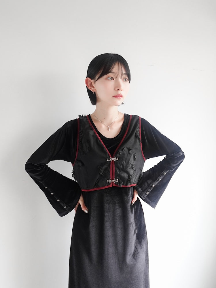 モデル身長：162cm / カラー：Black