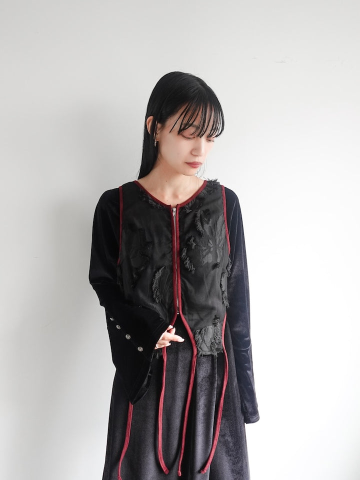 モデル身長：158cm / カラー：Black