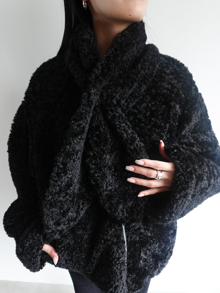 モデル身長：158cm / カラー：Black