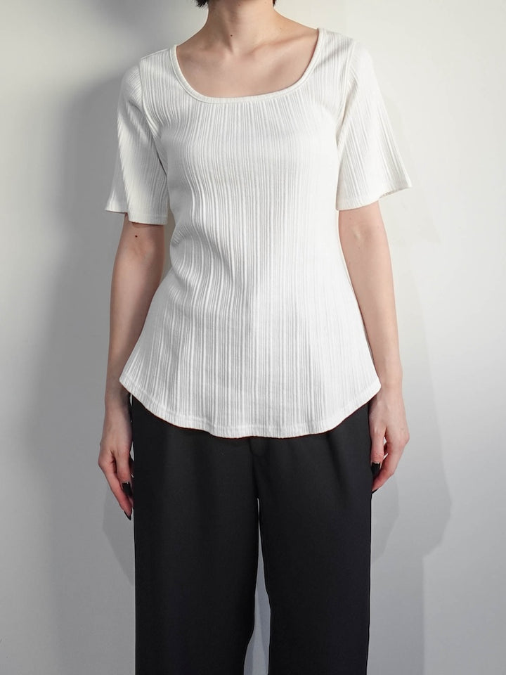 モデル身長：162cm / カラー：Ivory