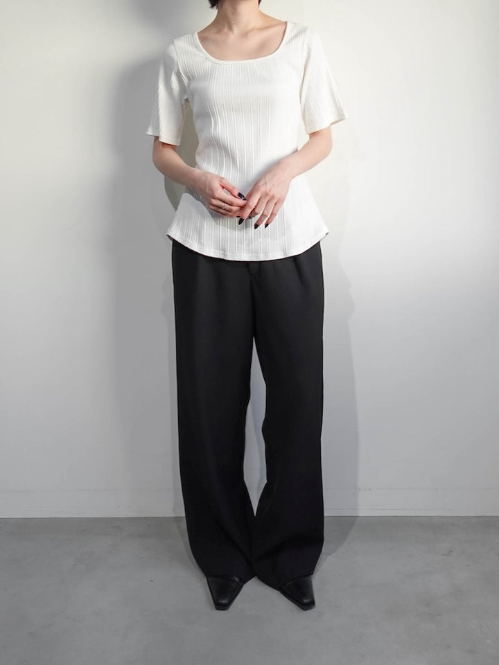 モデル身長：162cm / カラー：Ivory