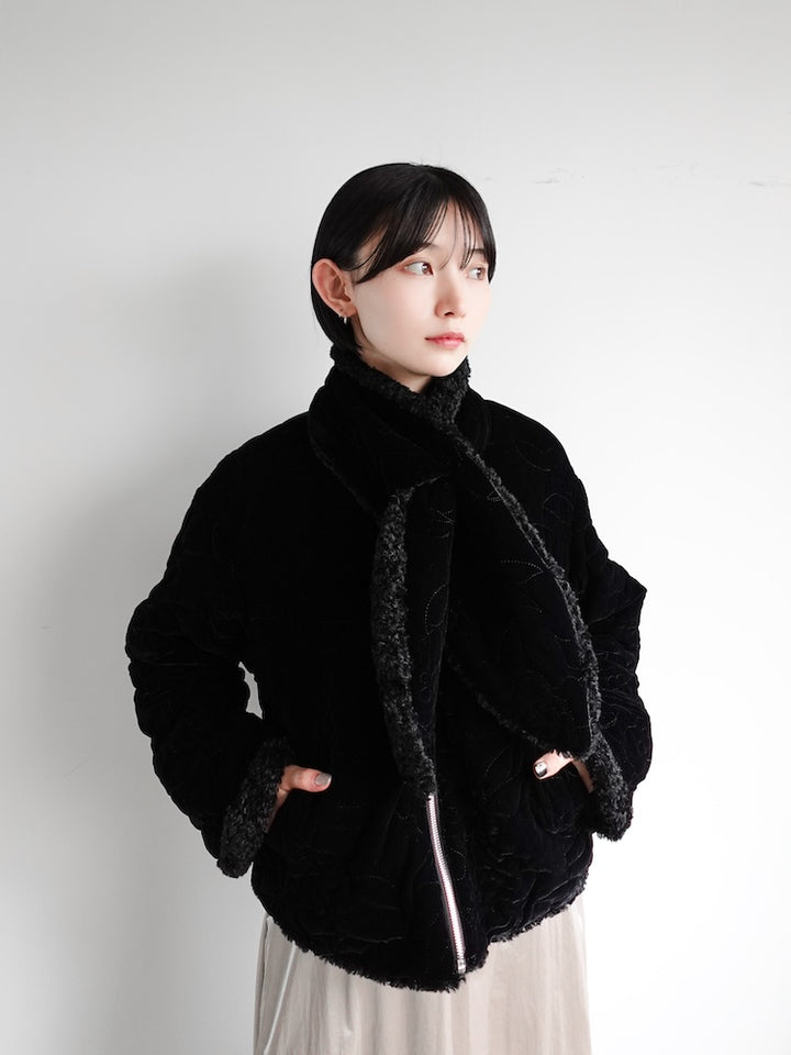 モデル身長：162cm / カラー：Black