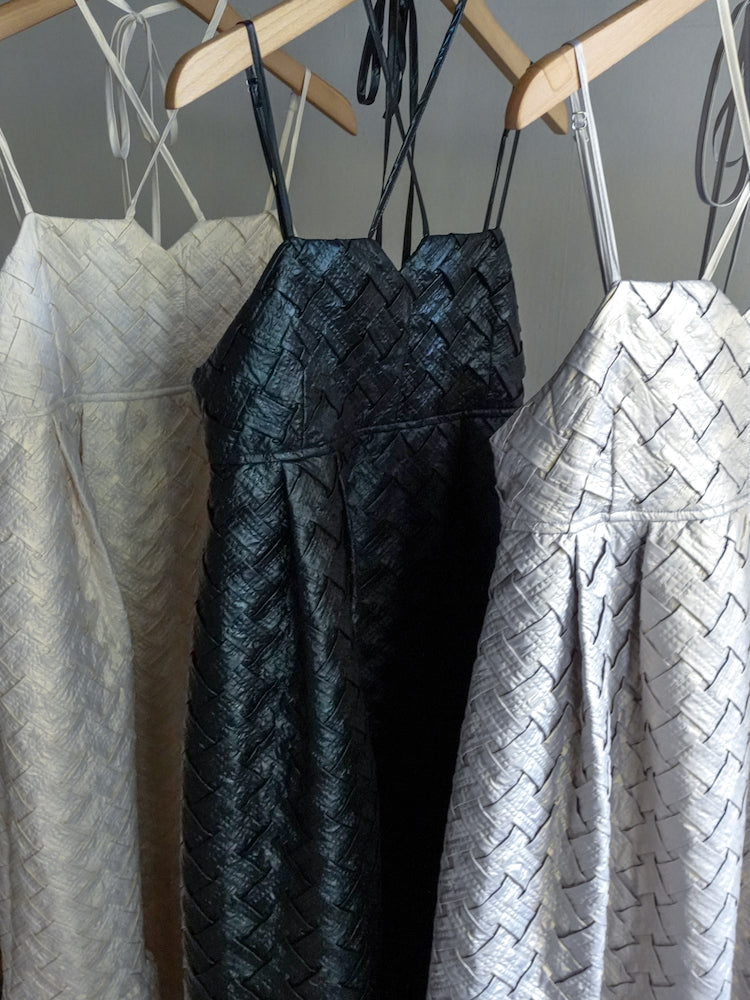 Smocking Design Dress｜ボリュームAラインワンピース – MARTE