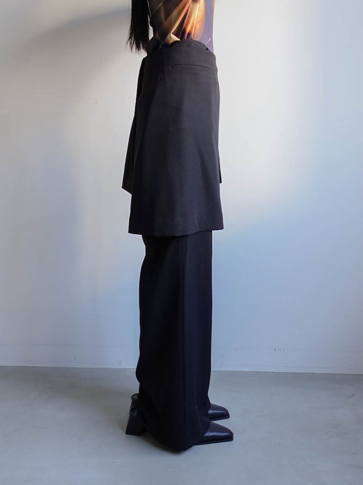  モデル身長：158cm / カラー：Black