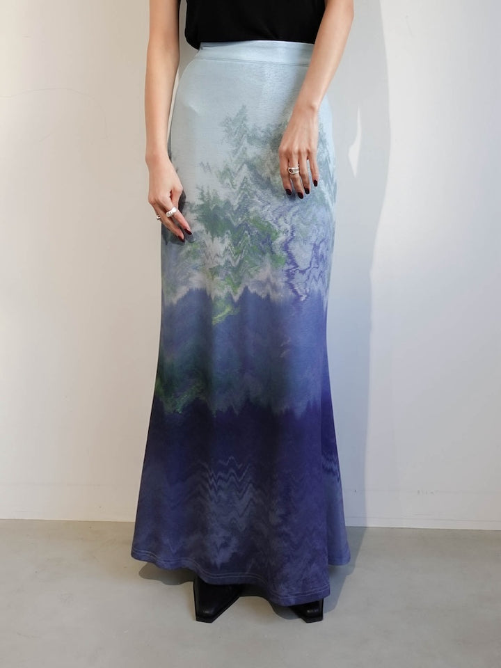 モデル身長：158cm / カラー：01 Lake