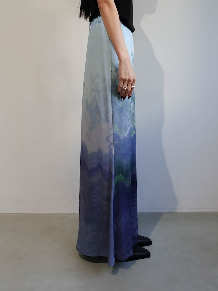 モデル身長：158cm / カラー：01 Lake