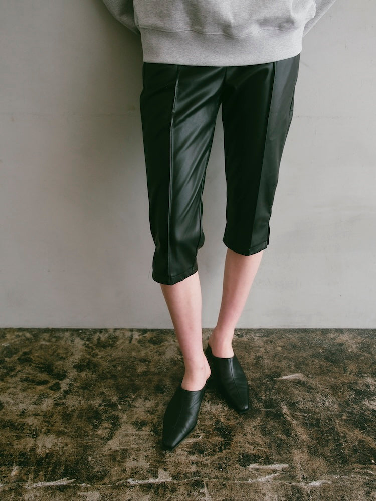 モデル身長：175cm / カラー：Gray