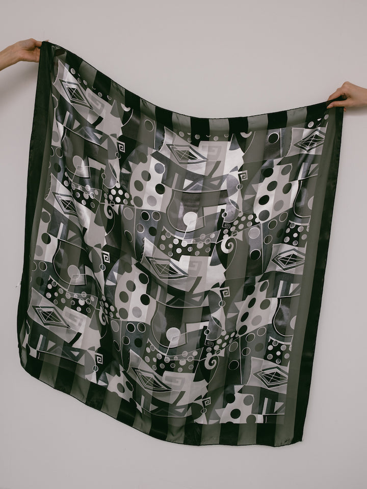 Vintage Scarf / Monochrome