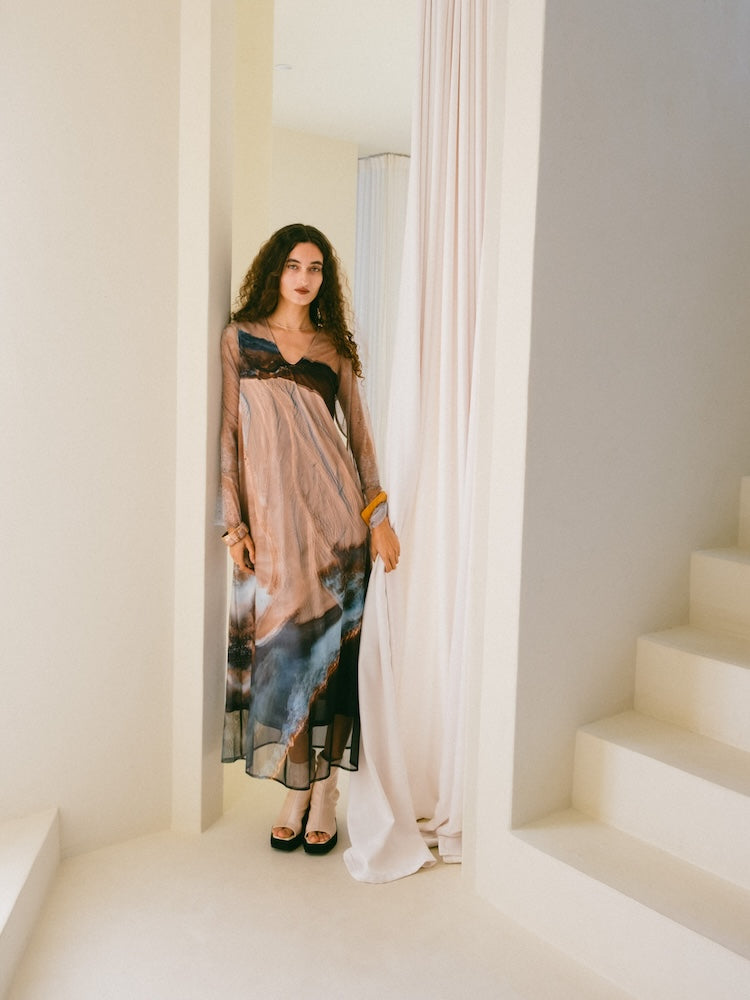 モデル身長：175cm / カラー：Beige