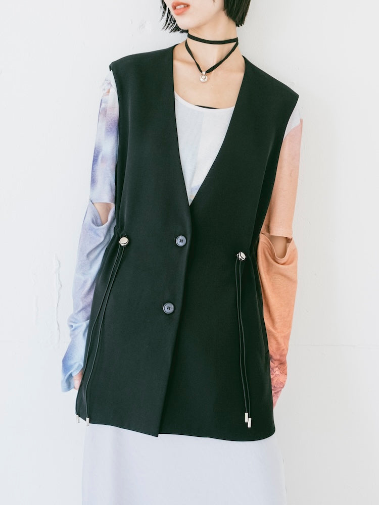 モデル身長：166cm / カラー：Black