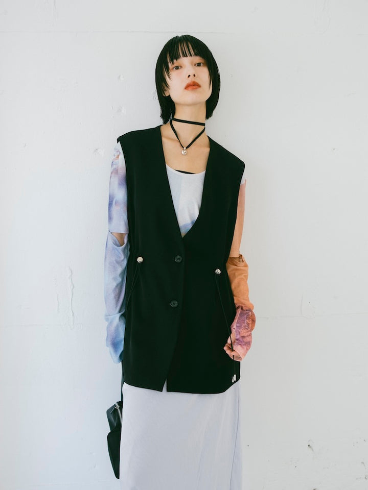 モデル身長：166cm / カラー：Black