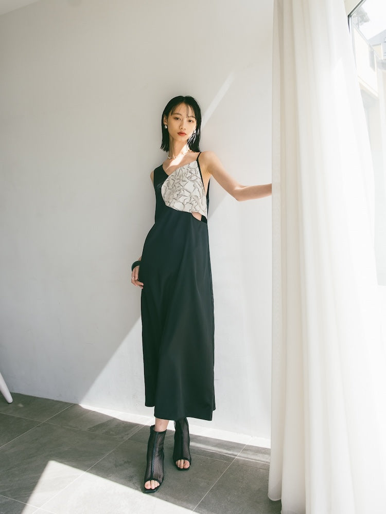 Curve Asymmetry Dress　MARTE SAHARA Curve Asymmetry Dress｜カーブアシンメトリードレス – MARTE
