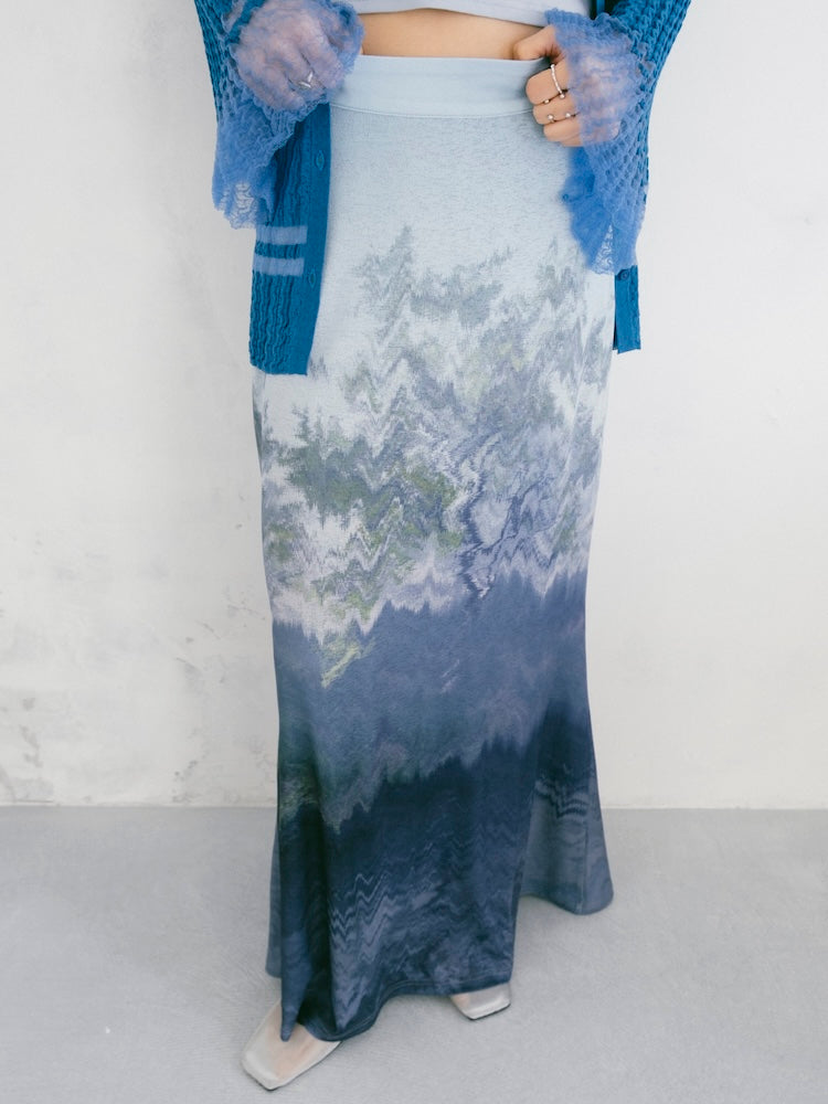 モデル身長：166cm / カラー：01 Lake