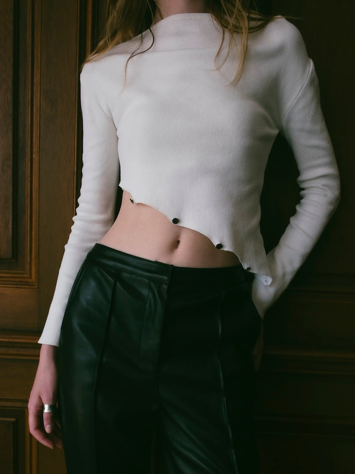 モデル身長：175cm / カラー：White