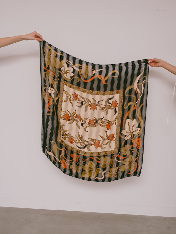 Vintage Scarf / Lily Stripe