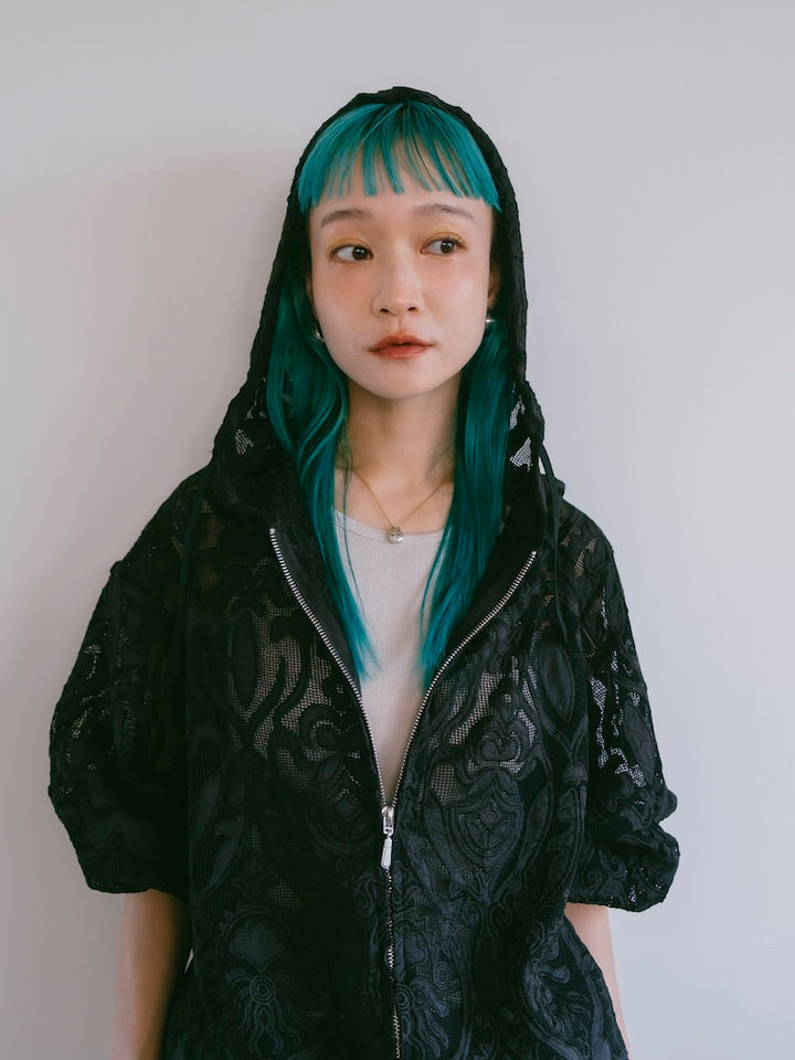 モデル身長：167cm / カラー：Black