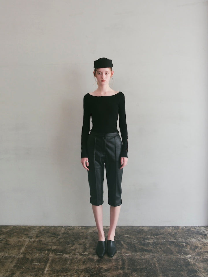 モデル身長：175cm / カラー：Black