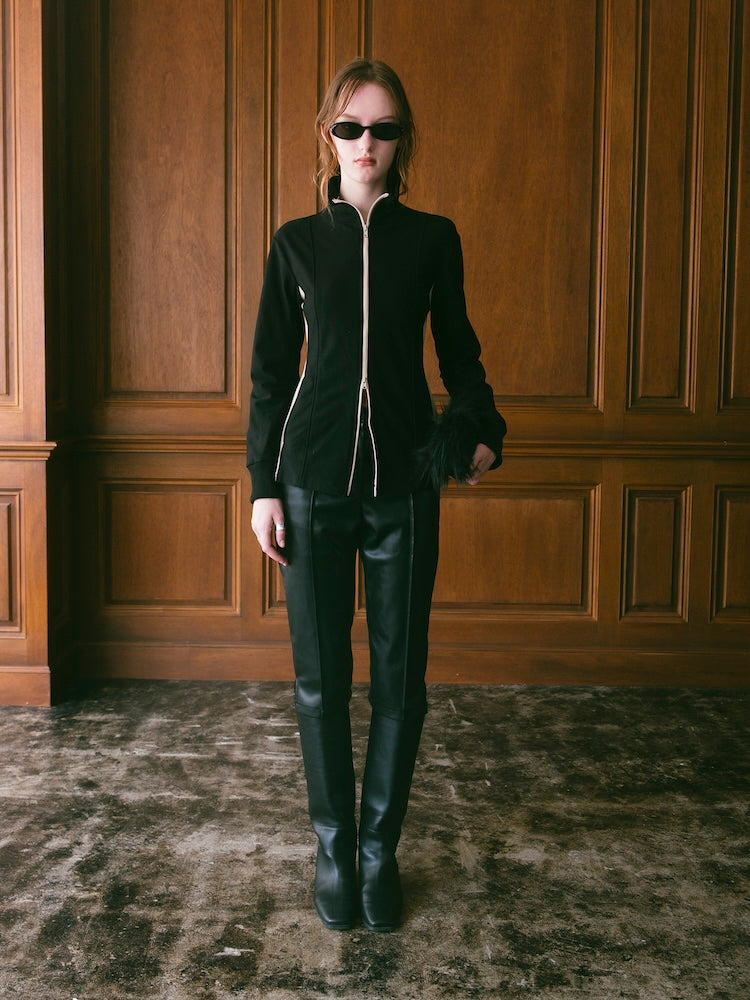 モデル身長：175cm / カラー：Black