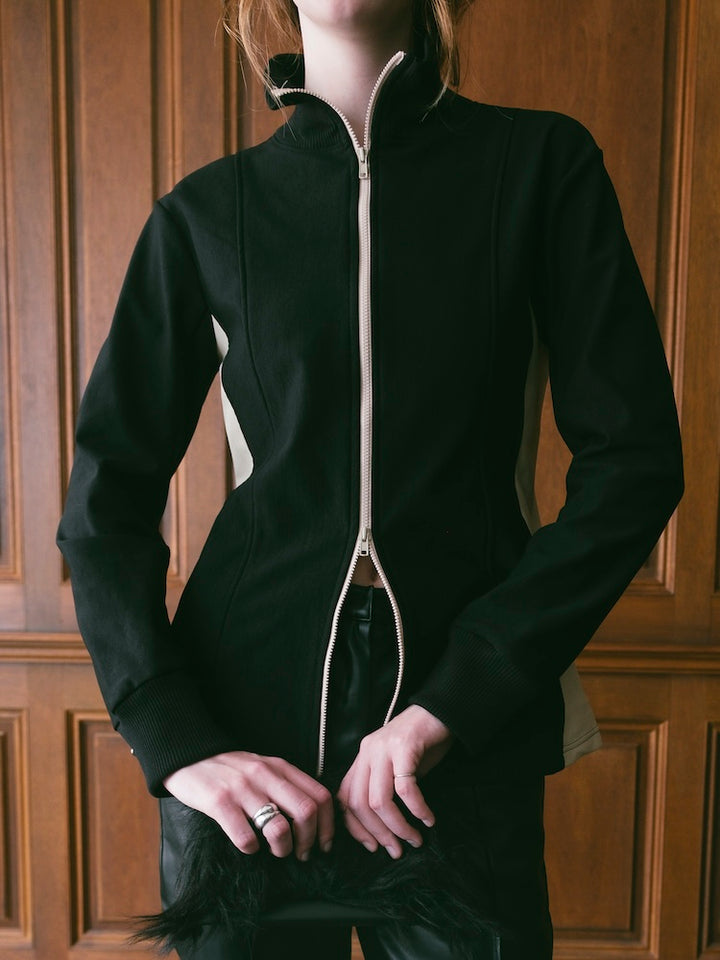 モデル身長：175cm / カラー：Black