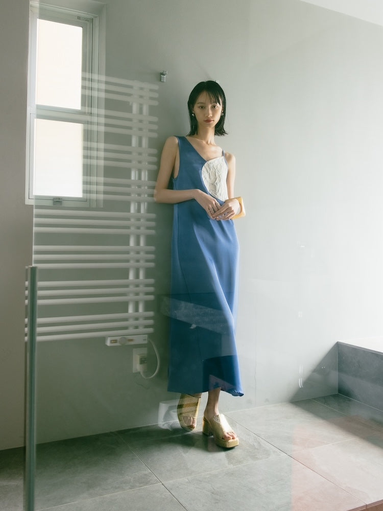 Curve Asymmetry Dress｜カーブアシンメトリードレス – MARTE
