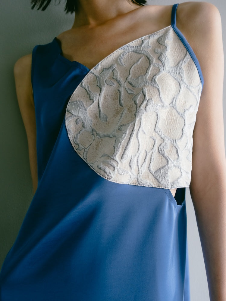 Curve Asymmetry Dress　MARTE SAHARA Curve Asymmetry Dress｜カーブアシンメトリードレス – MARTE