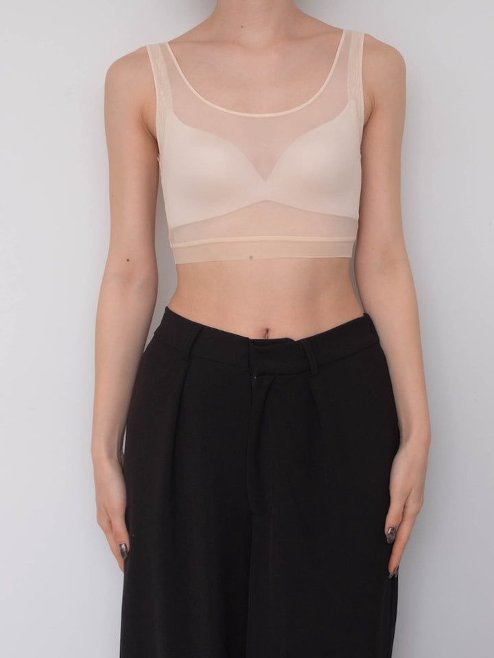 モデル身長：162cm / カラー：Beige / 着用サイズ：Sサイズ