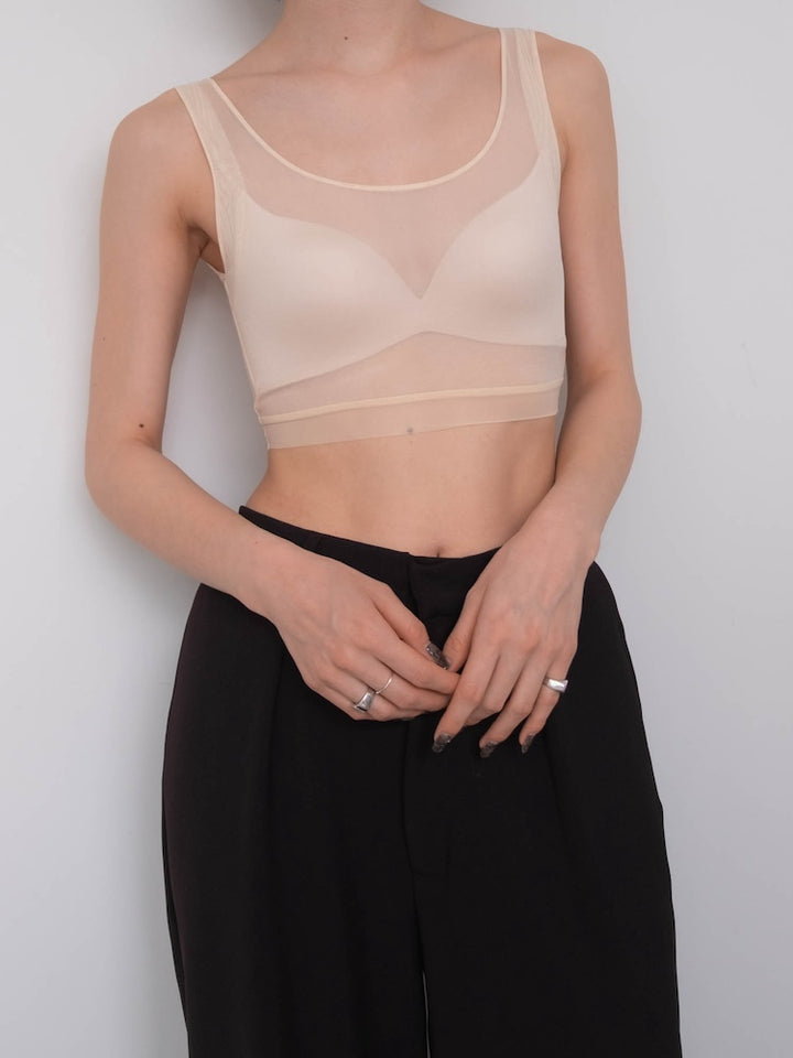 モデル身長：162cm / カラー：Beige / 着用サイズ：Sサイズ