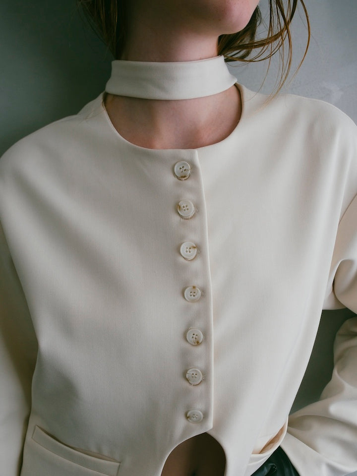 モデル身長：175cm / カラー：Ivory