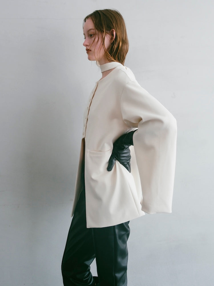 モデル身長：175cm / カラー：Ivory