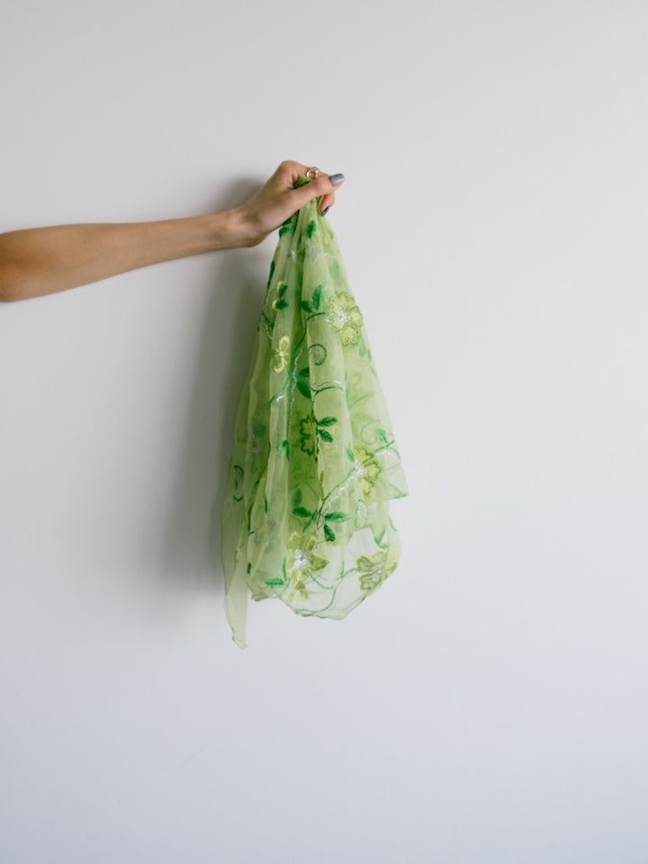 Vintage Scarf / Embroidery Flower