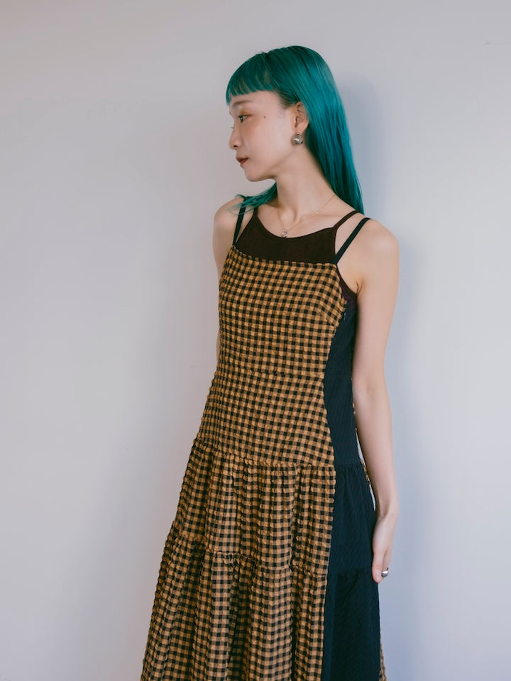 モデル身長：167cm / カラー：Orange