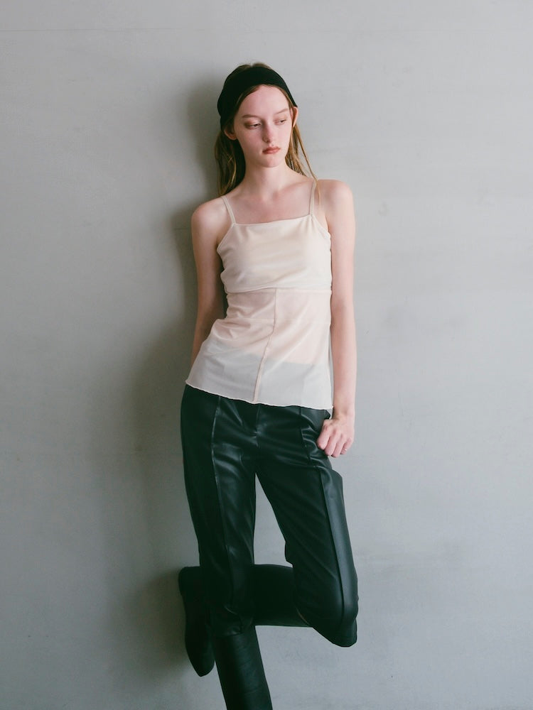 モデル身長：175cm / カラー：Ivory
