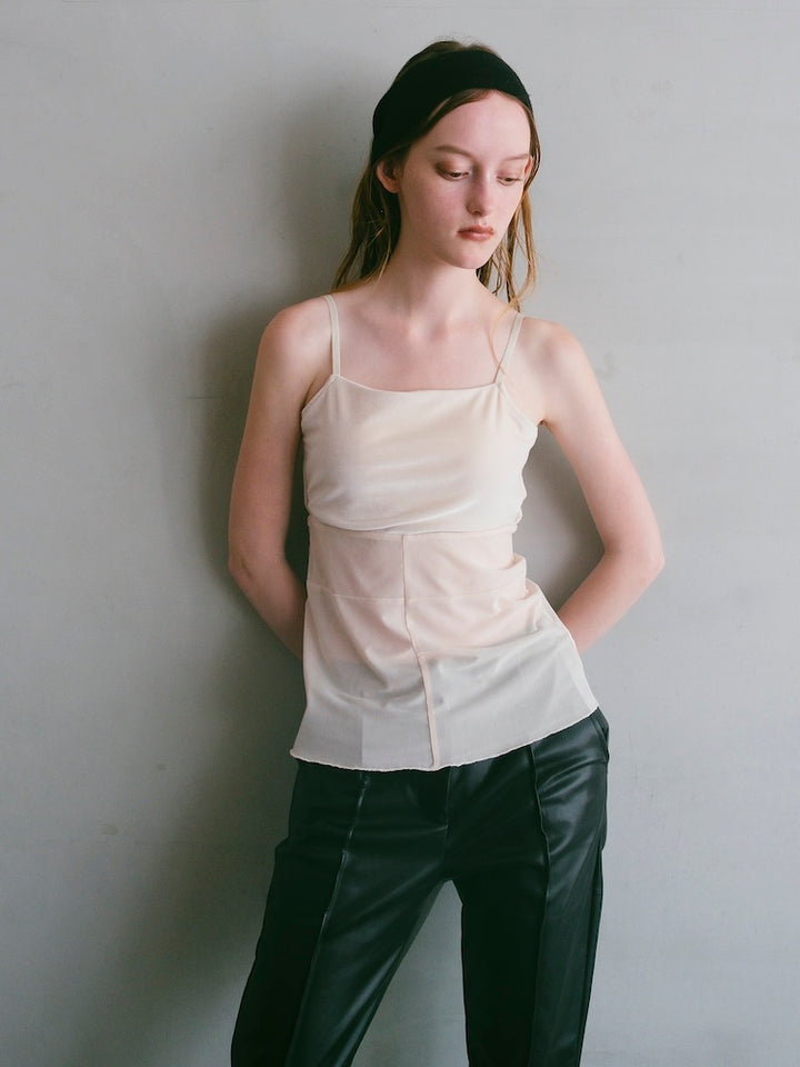モデル身長：175cm / カラー：Ivory