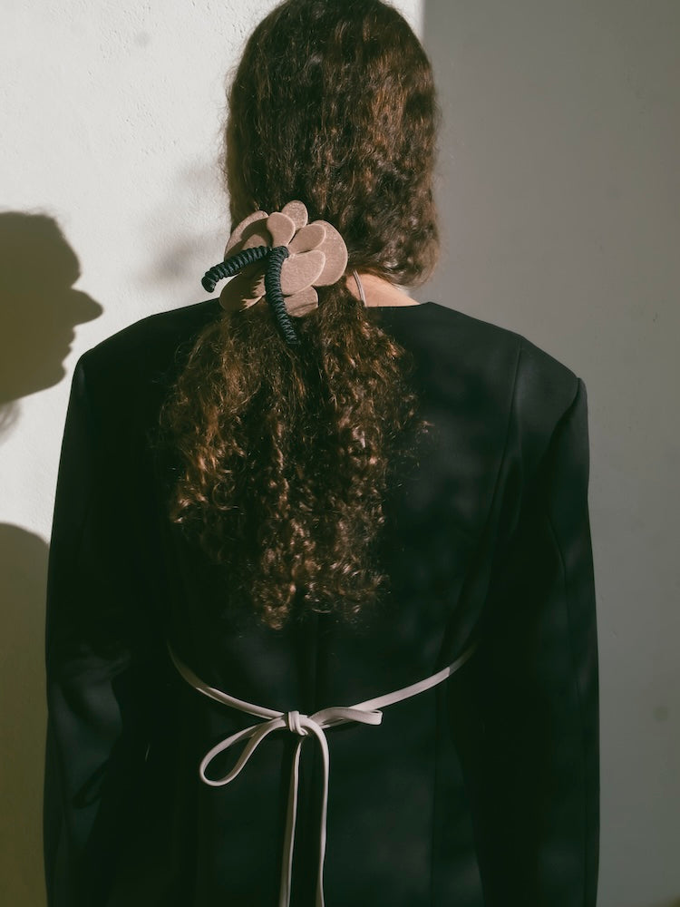 モデル身長：175cm / カラー：Beige