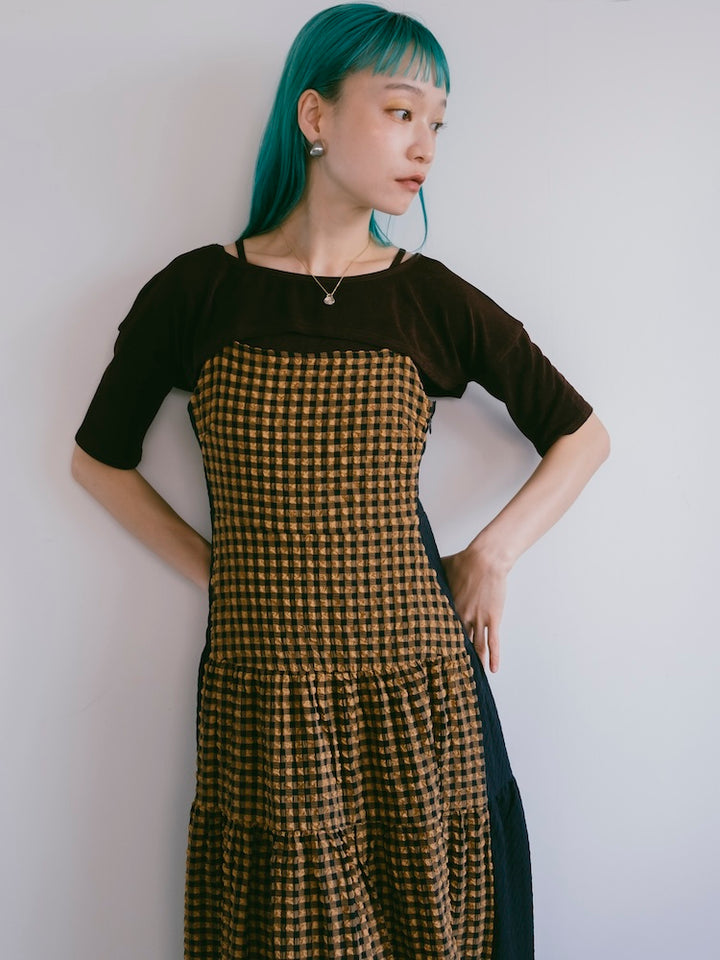 モデル身長：167cm / カラー：Orange