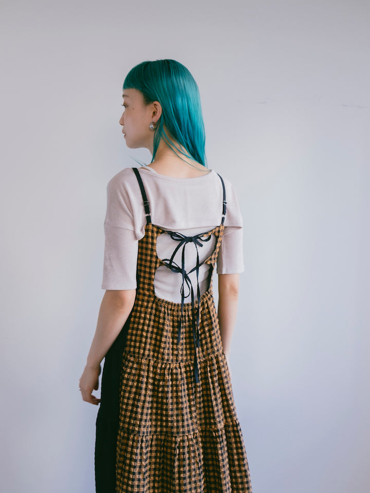 モデル身長：167cm / カラー：Orange