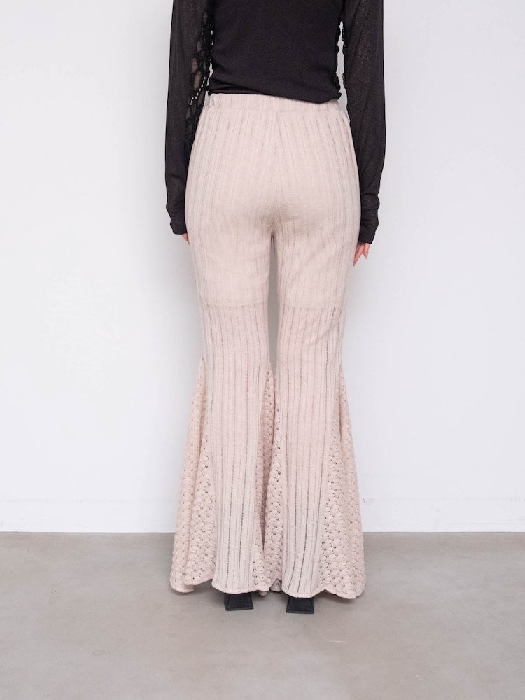 モデル身長：162cm / カラー：Ivory