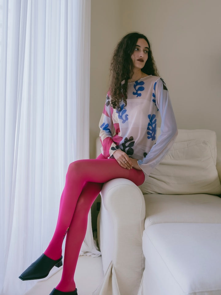 カラー：03 The Knife Thrower