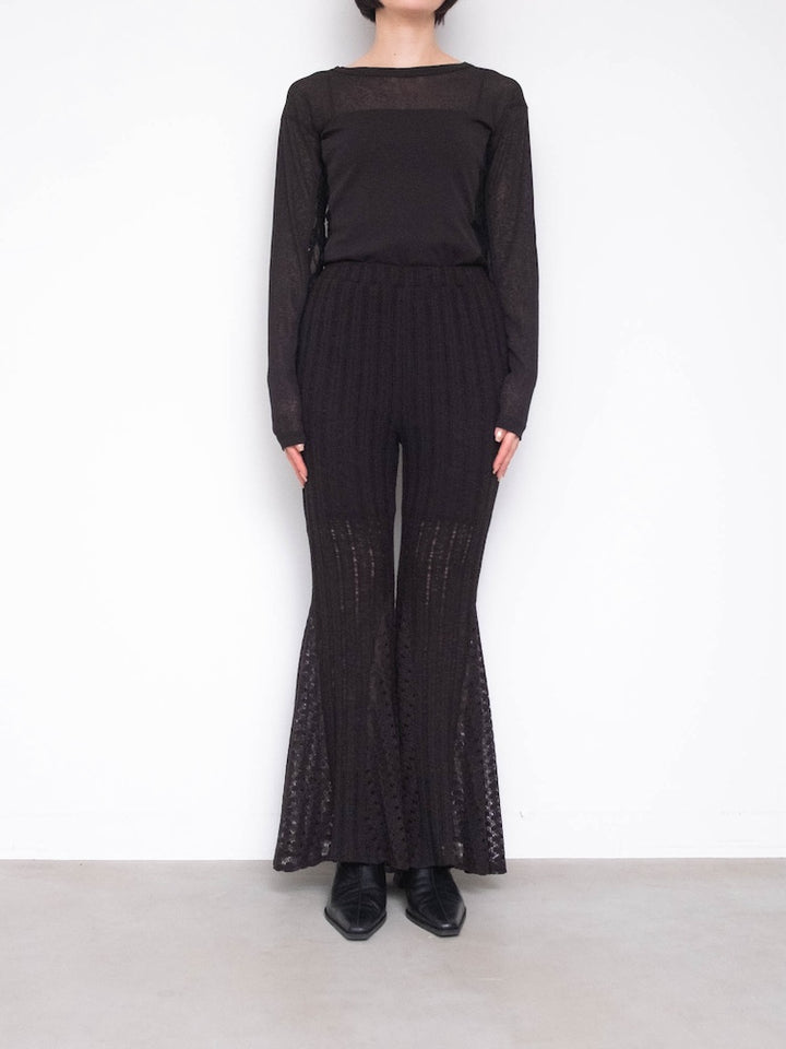 モデル身長：162cm / カラー：Black