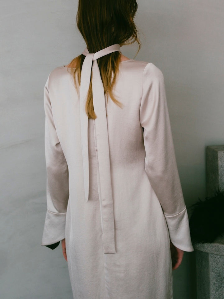 モデル身長：175cm / カラー：Ivory